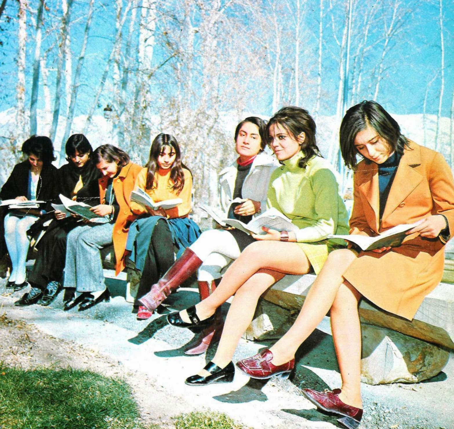 “Tehran university students in 1971.”